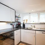 Large 8beds Great For Family And Friends, Mountain View דירה *