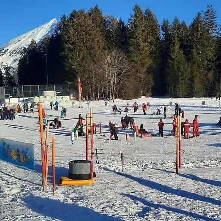 Large 8beds Great For Family And Friends, Mountain View Lägenhet Amden